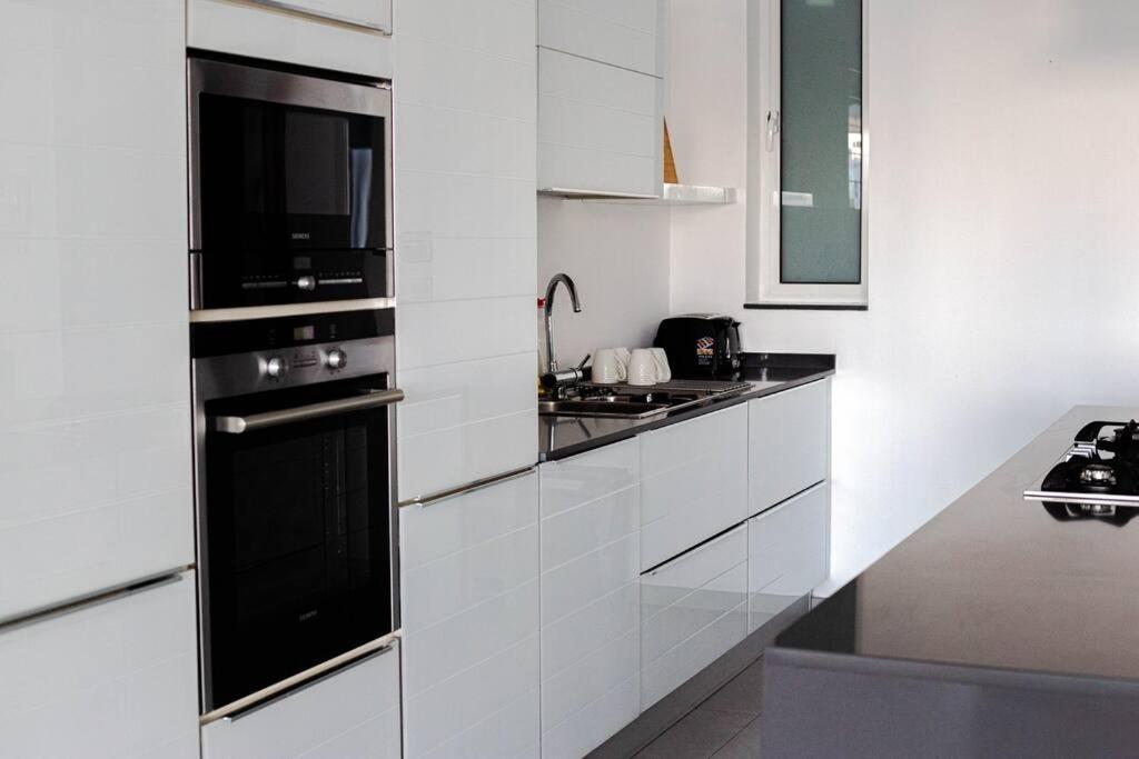 Seafront Two Bedroom Apartment Saint Julian's Εξωτερικό φωτογραφία